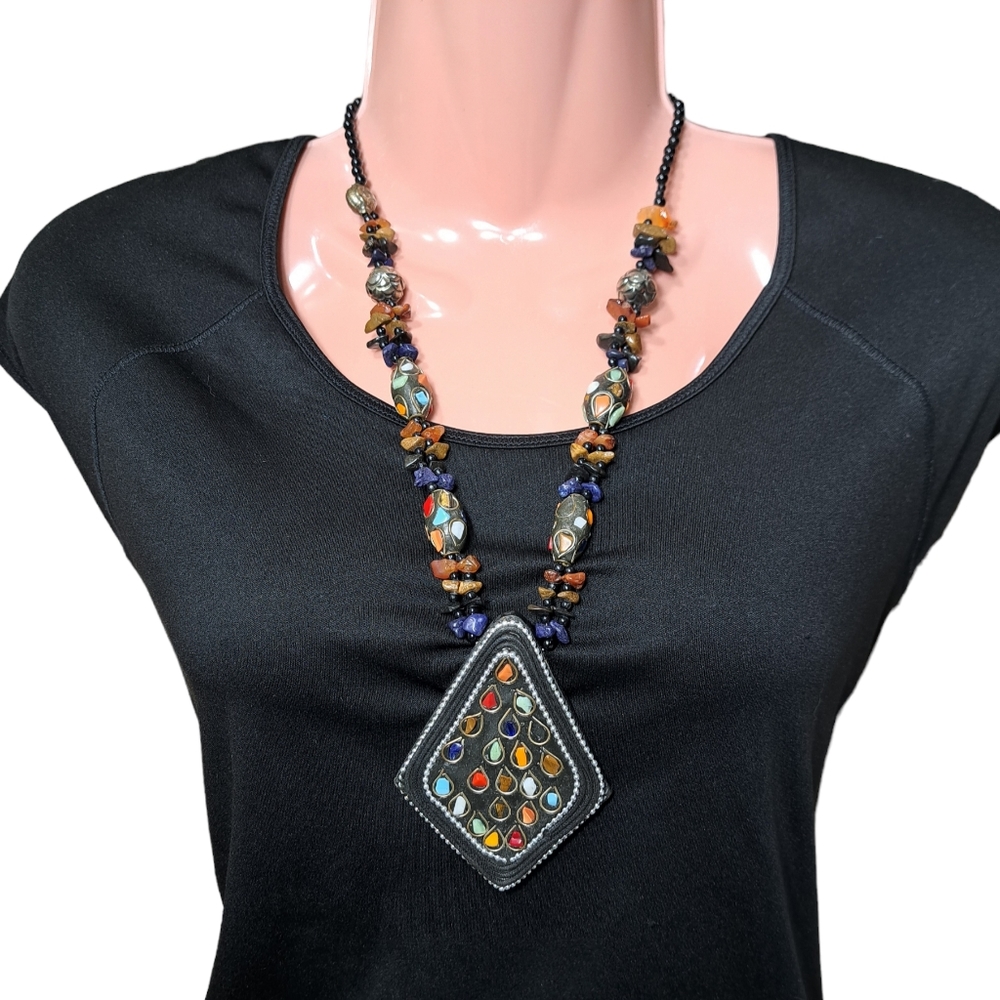 Vintage Handmade Tribal Ethnic Multicolored Stones Necklace 15 Inches